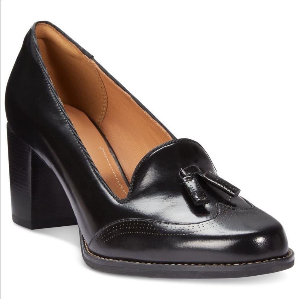 CLARKS artesian Black Leather Chunky Heeled Loafer